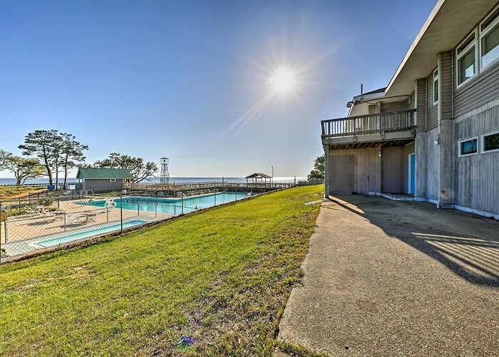 Private Boat Dock: Fun Obx Family Getaway W/ Deck